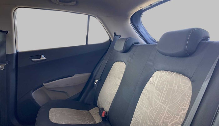 2014 Hyundai Grand i10 ASTA AT 1.2 KAPPA VTVT, Petrol, Automatic, 40,205 km, Right Side Rear Door Cabin