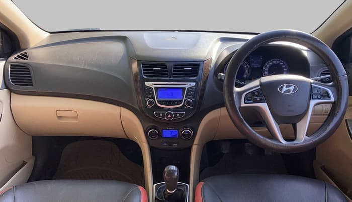 2013 Hyundai Verna FLUIDIC 1.6 VTVT SX, Petrol, Manual, 45,385 km, Dashboard