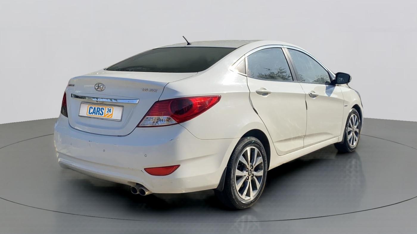 2013 Hyundai Verna FLUIDIC 1.6 VTVT SX, Petrol, Manual, 45,385 km, Right Back Diagonal
