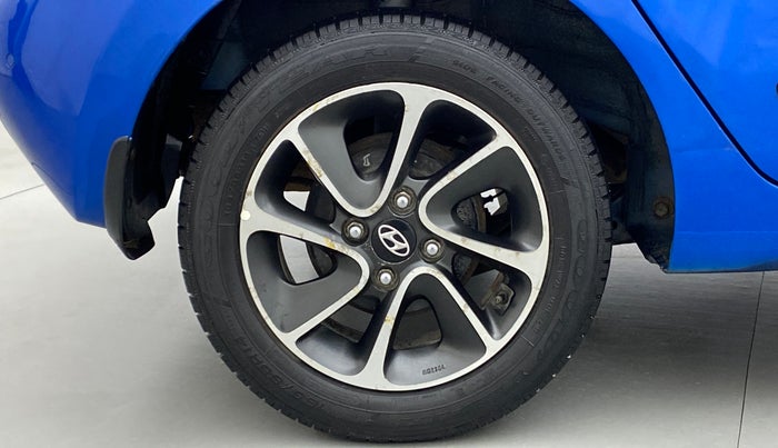 2017 Hyundai Grand i10 ASTA 1.2 KAPPA VTVT, Petrol, Manual, 45,959 km, Right Rear Wheel