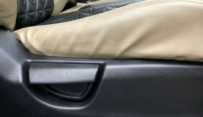 2019 Hyundai NEW SANTRO ASTA MT, Petrol, Manual, 16,702 km, Driver Side Adjustment Panel