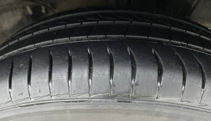 2019 Hyundai NEW SANTRO ASTA MT, Petrol, Manual, 16,702 km, Left Rear Tyre Tread