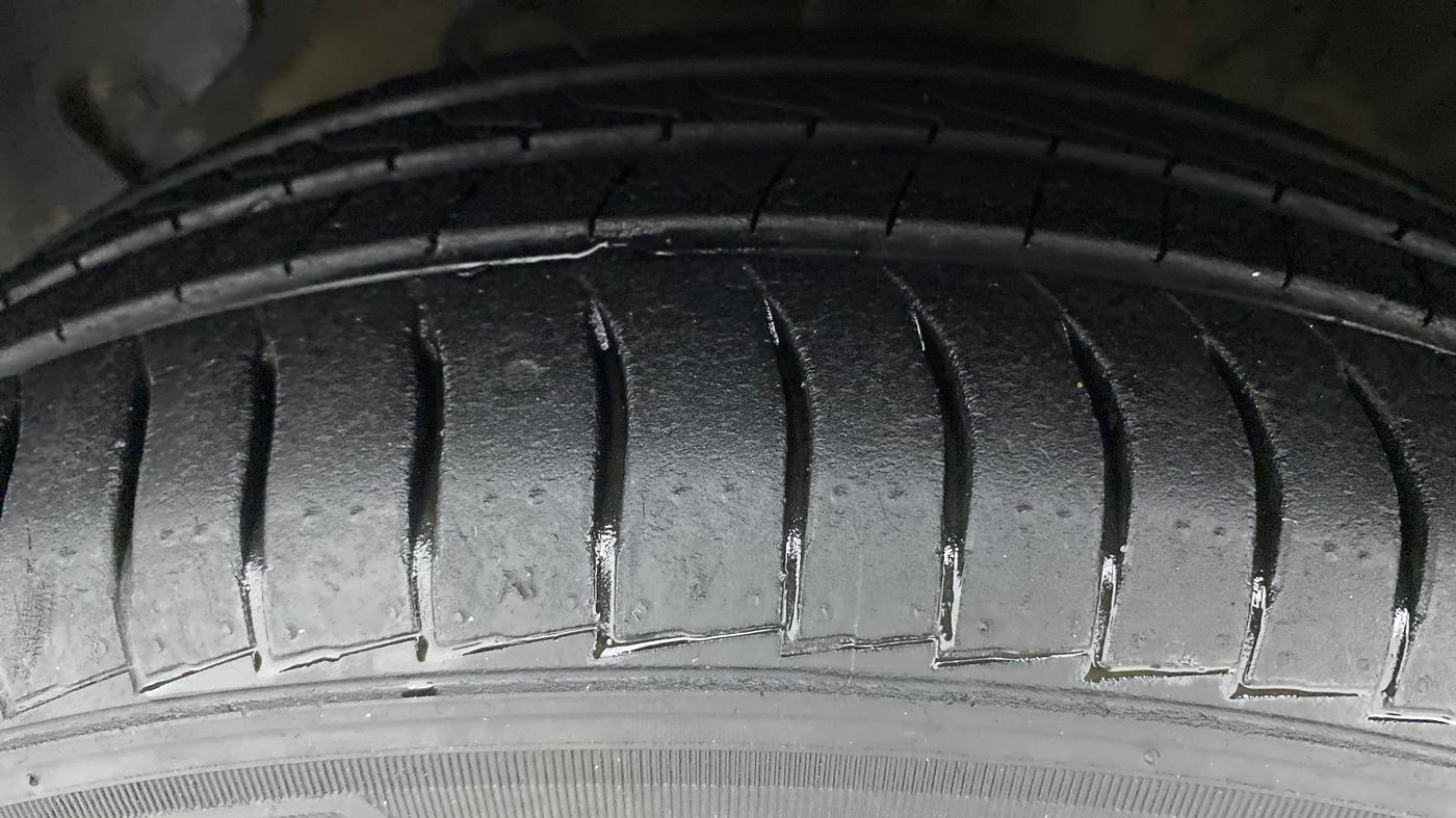 2019 Hyundai NEW SANTRO ASTA MT, Petrol, Manual, 16,702 km, Left Front Tyre Tread