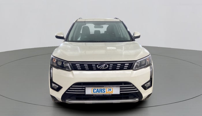 2019 Mahindra XUV300 W8 1.5 DIESEL AMT, Diesel, Automatic, 4,227 km, Front
