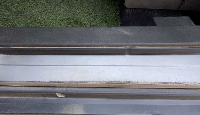 2016 Maruti Vitara Brezza ZDI, Diesel, Manual, 96,609 km, Left running board - Minor scratches