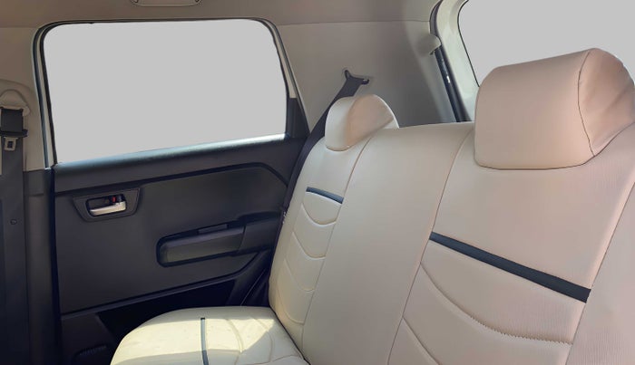 2020 Maruti New Wagon-R VXI 1.0, Petrol, Manual, 67,952 km, Right Side Rear Door Cabin