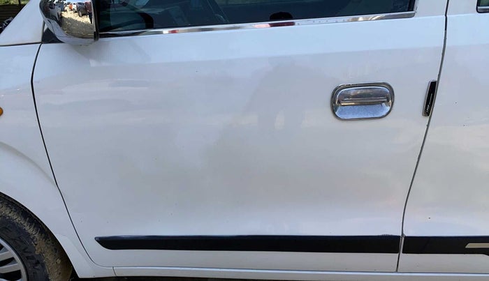 2020 Maruti New Wagon-R VXI 1.0, Petrol, Manual, 67,952 km, Front passenger door - Slightly dented
