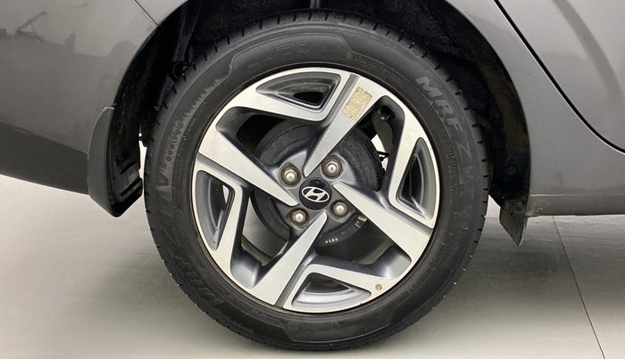 2021 Hyundai AURA SX 1.2 (O), Petrol, Manual, 30,477 km, Right Rear Wheel