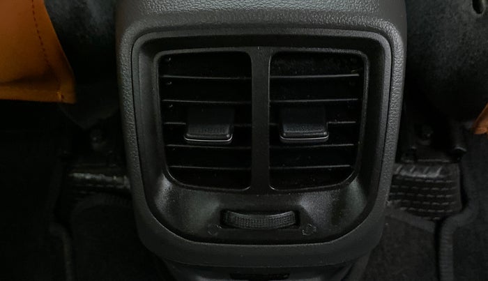 2021 Hyundai AURA SX 1.2 (O), Petrol, Manual, 30,477 km, Rear AC Vents