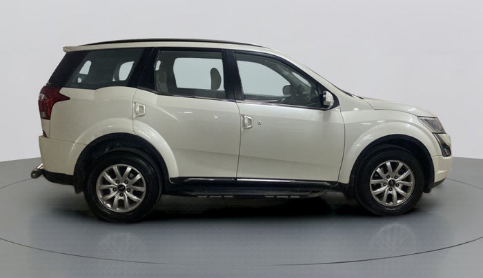 2018 Mahindra XUV500 W11 AT, Diesel, Automatic, 99,255 km, Right Side View