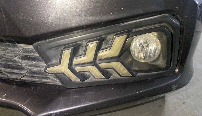2019 Honda Amaze 1.2L I-VTEC S, Petrol, Manual, 83,208 km, Left fog light - Not working
