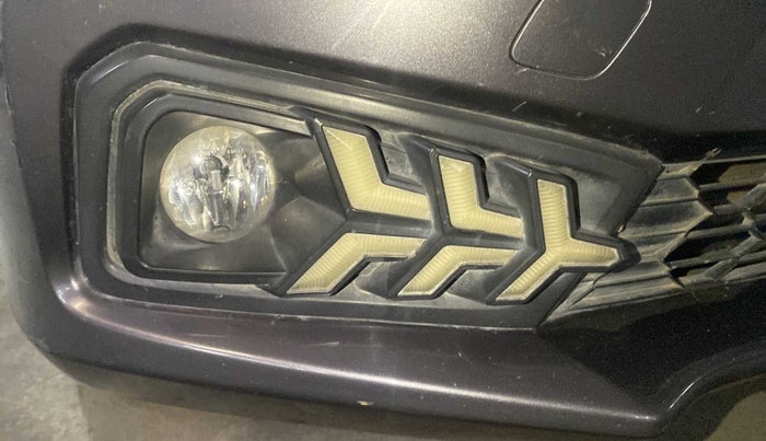 2019 Honda Amaze 1.2L I-VTEC S, Petrol, Manual, 83,208 km, Right fog light - Not working