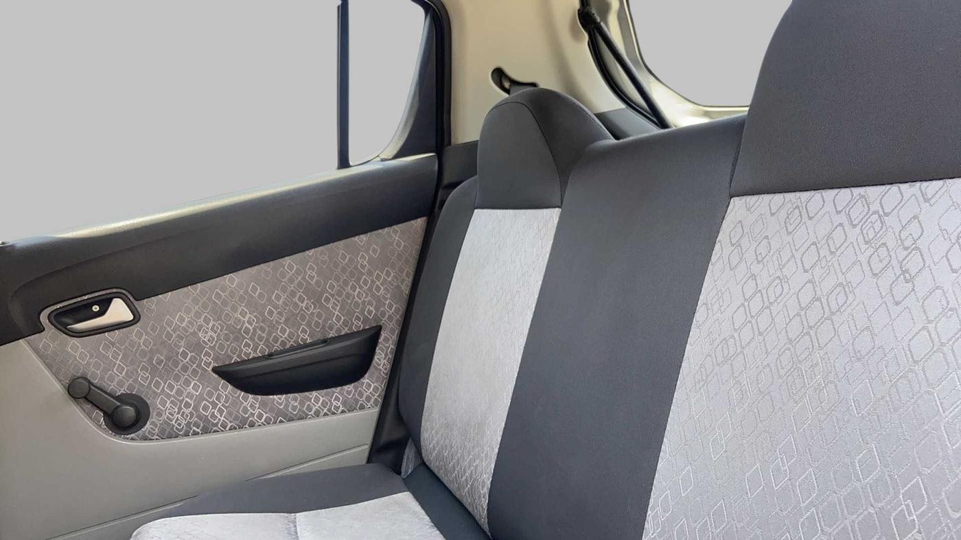 2016 Maruti Alto 800 VXI, Petrol, Manual, 19,079 km, Right Side Rear Door Cabin