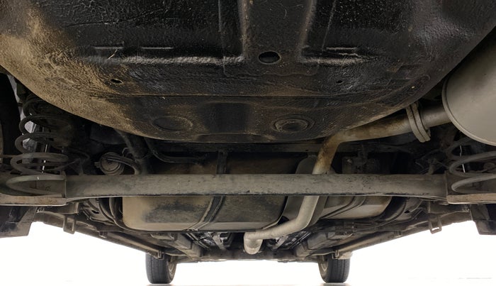 2014 Maruti Ciaz ZXI, Petrol, Manual, 86,216 km, Rear Underbody