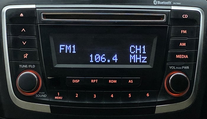 2014 Maruti Ciaz ZXI, Petrol, Manual, 86,216 km, Infotainment System