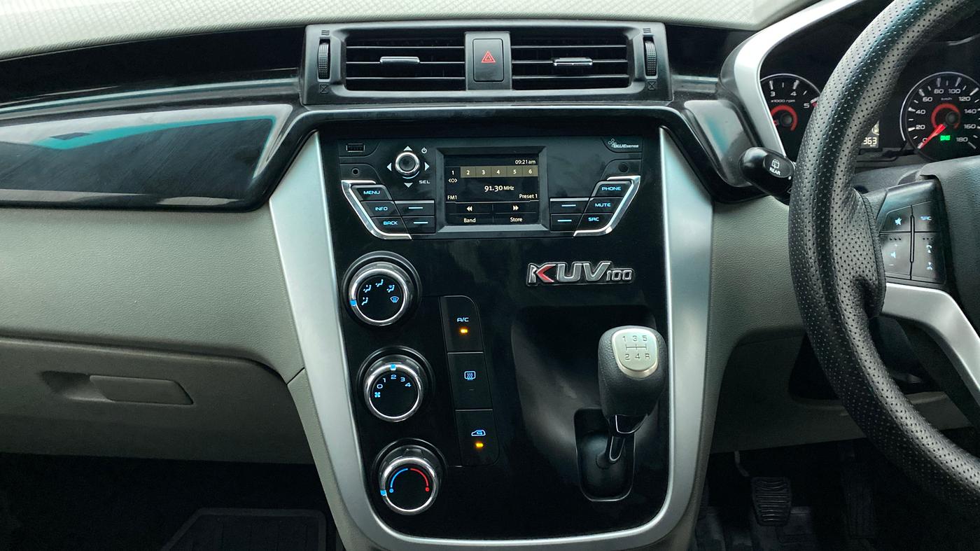 2017 Mahindra Kuv100 K8 6 STR, Petrol, Manual, 25,474 km, Air Conditioner