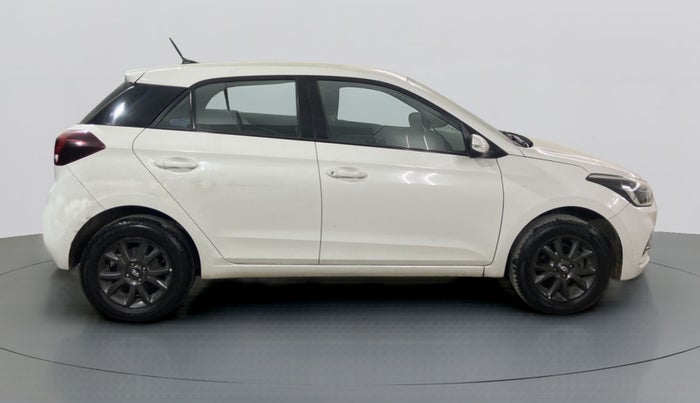 2018 Hyundai Elite i20 ASTA 1.2, Petrol, Manual, 20,590 km, Right Side View