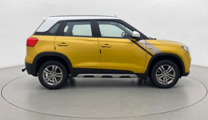 2017 Maruti Vitara Brezza ZDI PLUS DUAL TONE, Diesel, Manual, 46,903 km, Right Side View