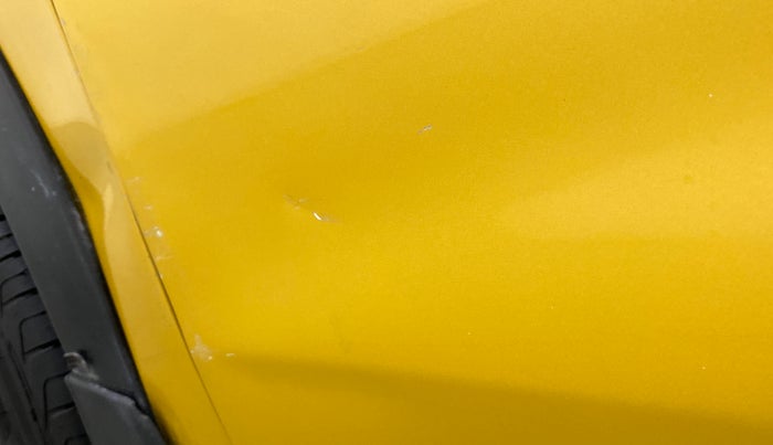 2017 Maruti Vitara Brezza ZDI PLUS DUAL TONE, Diesel, Manual, 46,903 km, Front passenger door - Slightly dented