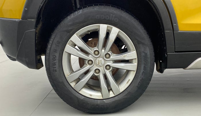 2017 Maruti Vitara Brezza ZDI PLUS DUAL TONE, Diesel, Manual, 46,903 km, Right Rear Wheel