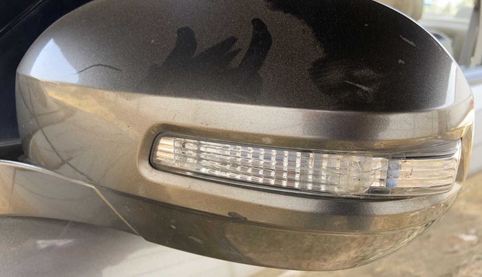 2016 Maruti Swift Dzire VDI ABS, Diesel, Manual, 59,296 km, Left rear-view mirror - Indicator light has minor damage