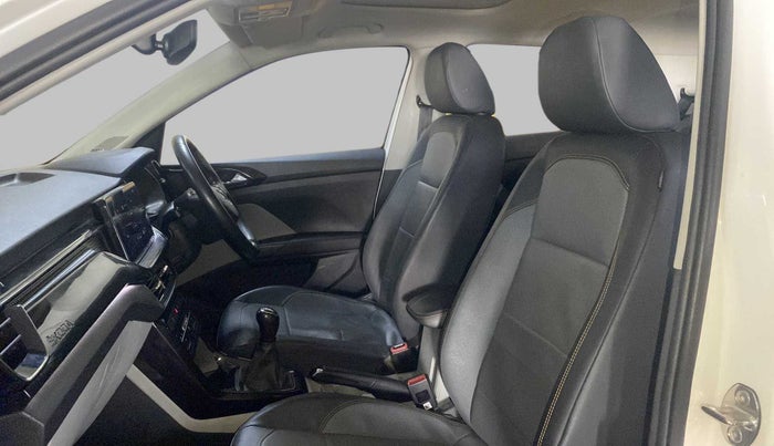 2021 Skoda KUSHAQ STYLE 1.0L TSI MT, Petrol, Manual, 32,640 km, Right Side Front Door Cabin