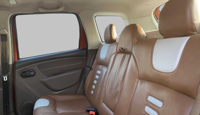 2016 Renault Duster RXL AMT 110 PS, Diesel, Automatic, 94,023 km, Right Side Rear Door Cabin