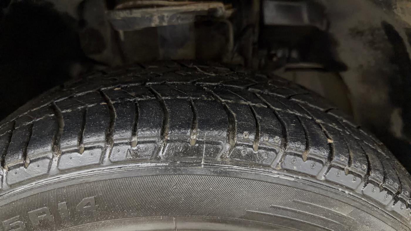 2018 Tata TIAGO NRG PETROL, Petrol, Manual, 96,372 km, Right Front Tyre Tread
