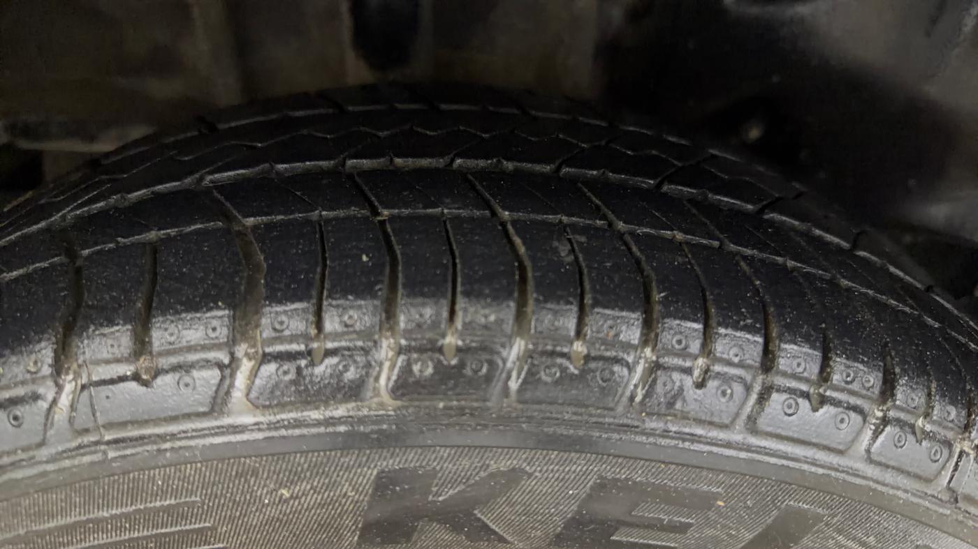 2018 Tata TIAGO NRG PETROL, Petrol, Manual, 96,372 km, Right Rear Tyre Tread