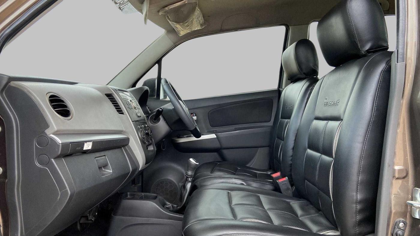 2012 Maruti Wagon R 1.0 VXI, Petrol, Manual, 93,454 km, Right Side Front Door Cabin