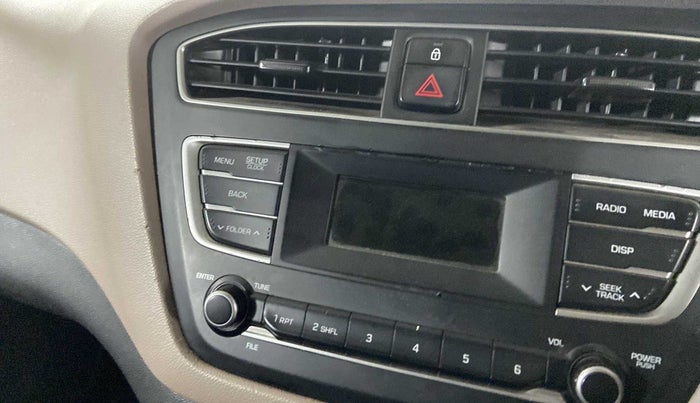 2018 Hyundai Elite i20 MAGNA EXECUTIVE 1.2, Petrol, Manual, 53,083 km, Infotainment system - Display has spot on screen