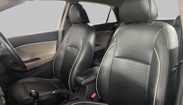 2018 Hyundai Elite i20 MAGNA EXECUTIVE 1.2, Petrol, Manual, 53,083 km, Right Side Front Door Cabin