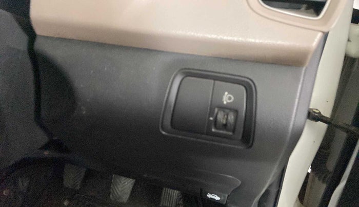2018 Hyundai Elite i20 MAGNA EXECUTIVE 1.2, Petrol, Manual, 53,083 km, Dashboard - Headlight height adjustment not working
