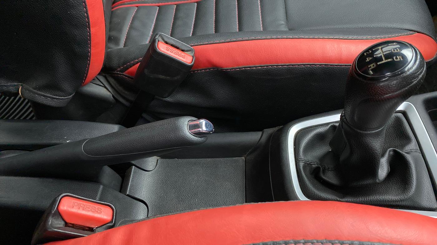 2018 Maruti Swift VXI D, Petrol, Manual, 58,072 km, Gear Lever