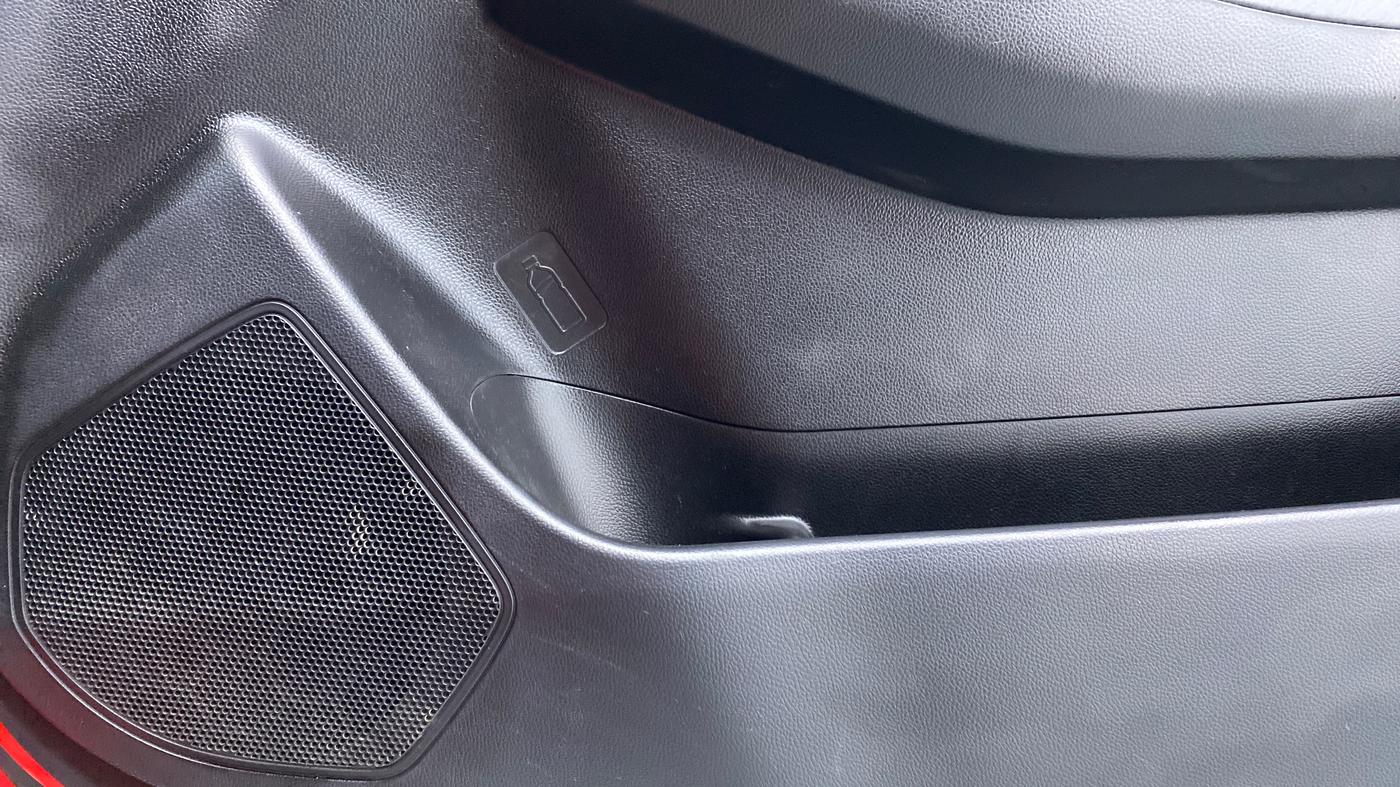 2018 Maruti Swift VXI D, Petrol, Manual, 58,072 km, Speaker