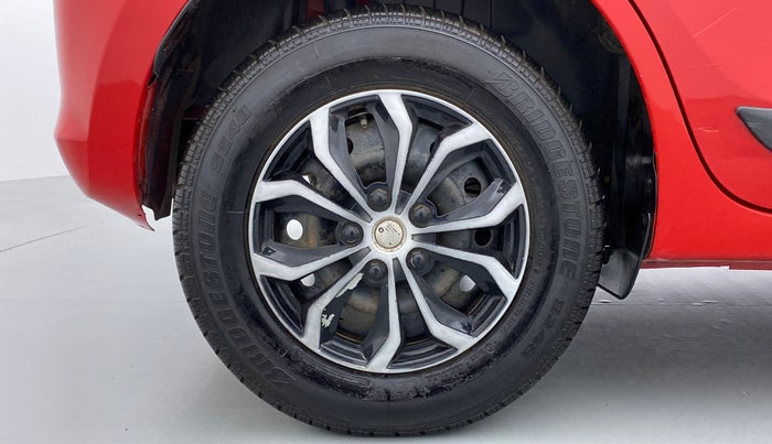 2018 Maruti Swift VXI D, Petrol, Manual, 58,072 km, Right Rear Wheel