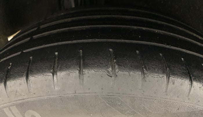 2019 Maruti Baleno ZETA DIESEL 1.3, Diesel, Manual, 85,888 km, Right Rear Tyre Tread