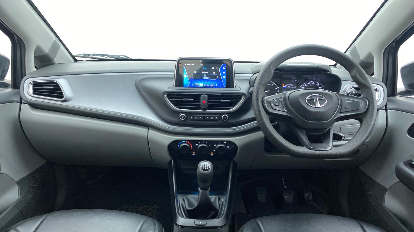 2021 Tata ALTROZ XM PLUS PETROL, Petrol, Manual, 11,953 km, Dashboard