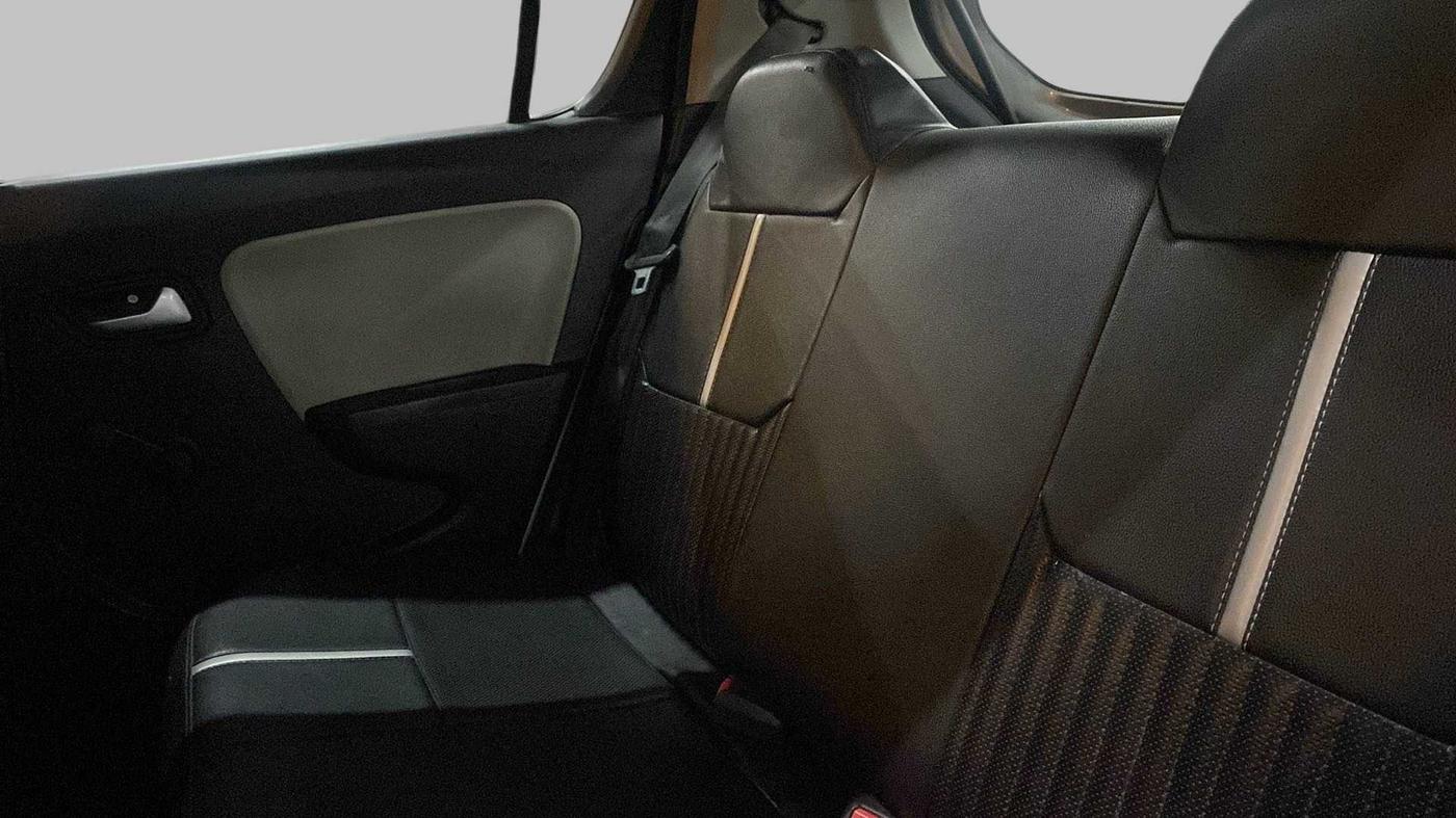 2019 Maruti Alto LXI, Petrol, Manual, 23,888 km, Right Side Rear Door Cabin