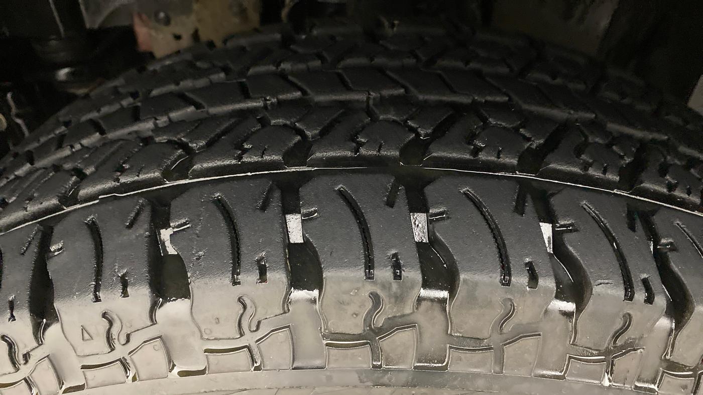 2022 Mahindra Thar LX HT PETROL 4WD MT, Petrol, Manual, 6,721 km, Left Front Tyre Tread