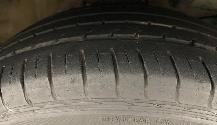 2017 Honda BR-V 1.5L I-VTEC VX, Petrol, Manual, 79,750 km, Right Front Tyre Tread