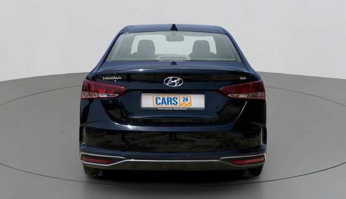 2021 Hyundai Verna SX 1.5 CRDI, Diesel, Manual, 30,447 km, Back/Rear