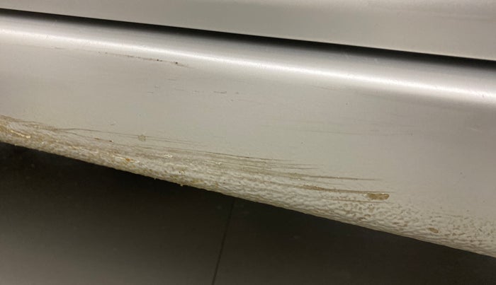 2012 Maruti A Star VXI, Petrol, Manual, 13,093 km, Left running board - Minor scratches