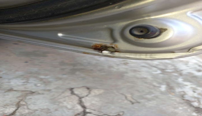 2012 Honda Brio V MT, Petrol, Manual, 62,278 km, Right rear door - Slightly rusted