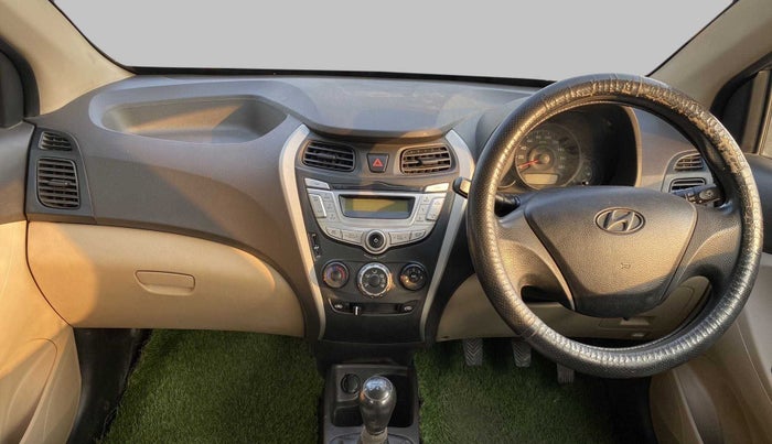 2018 Hyundai Eon ERA +, Petrol, Manual, 52,406 km, Dashboard