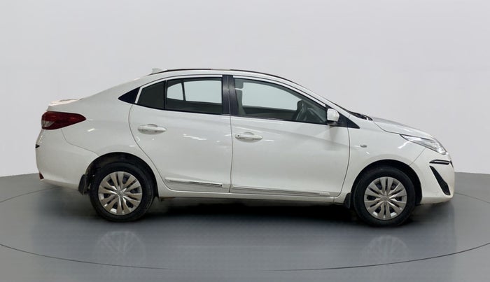 2020 Toyota YARIS J MT, Petrol, Manual, 38,874 km, Right Side View