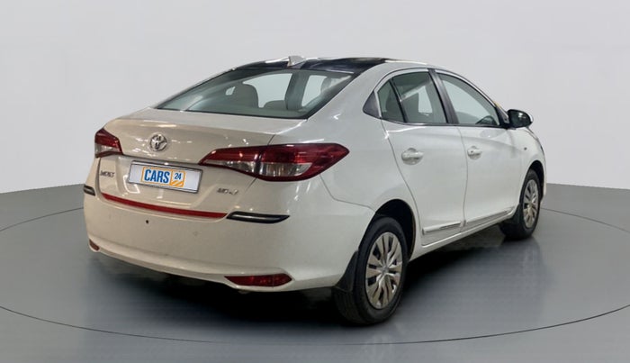 2020 Toyota YARIS J MT, Petrol, Manual, 38,874 km, Right Back Diagonal