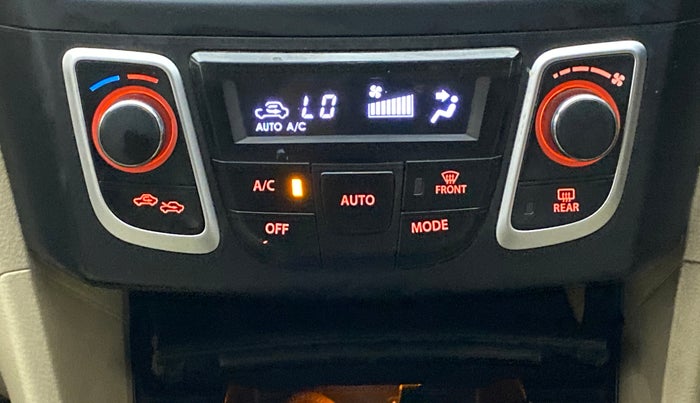 2018 Maruti Ciaz ALPHA 1.5 SHVS PETROL, Petrol, Manual, 65,929 km, Automatic Climate Control