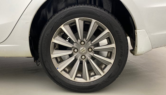 2018 Maruti Ciaz ALPHA 1.5 SHVS PETROL, Petrol, Manual, 65,929 km, Left Rear Wheel