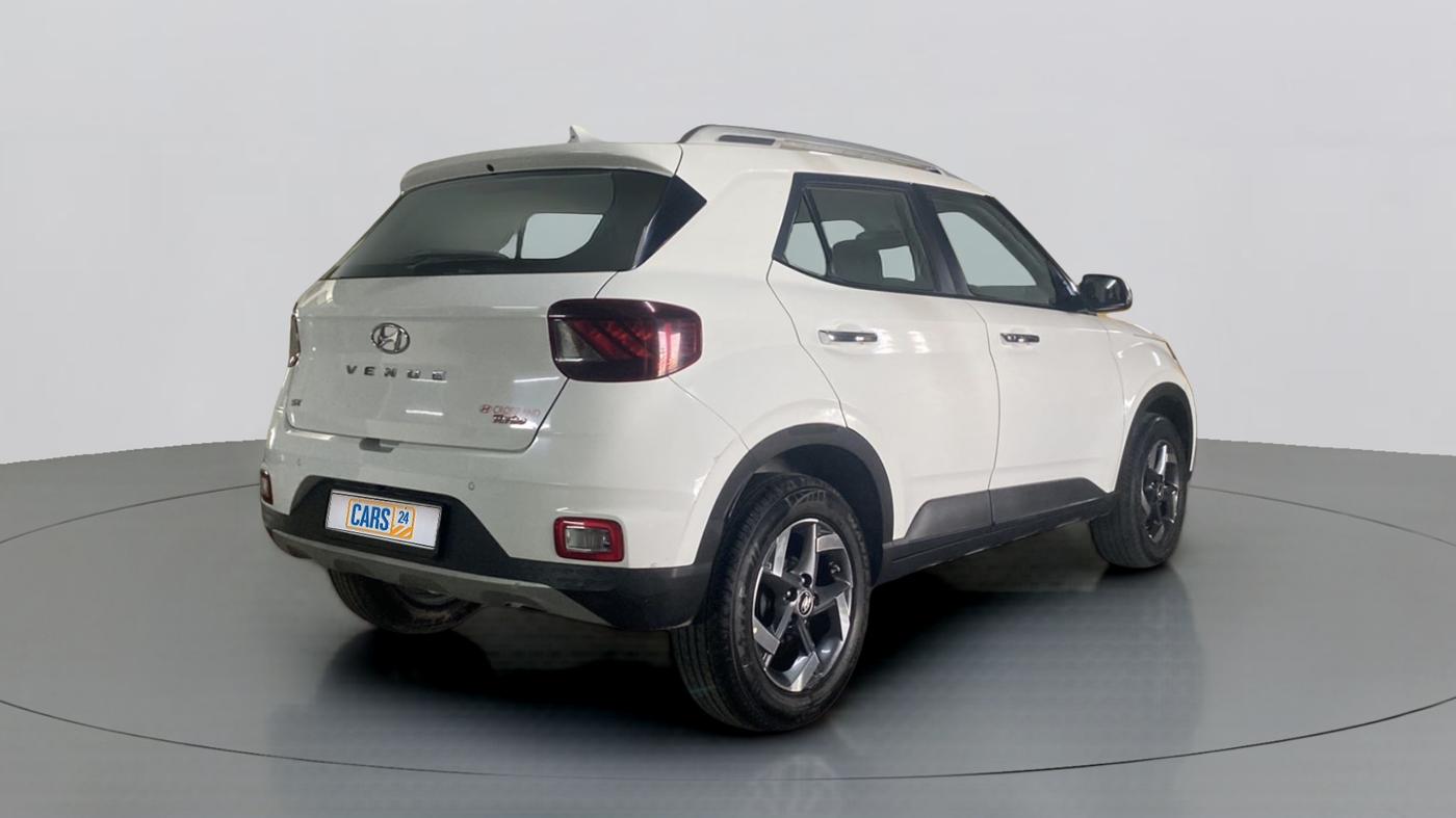 2021 Hyundai VENUE SX 1.0 (O) TURBO, Petrol, Manual, 13,385 km, Right Back Diagonal
